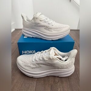 Hoka CLIFTON 9 Running Shoes (women)